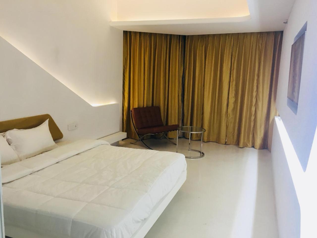 Ramaya Hotel Rohtak Kültér fotó